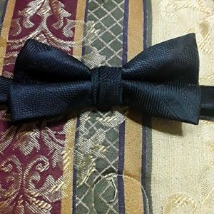 STACY ADAMS BOW TIE